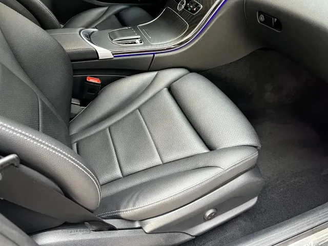 Mercedes-Benz C-Class — Фото автомобиля 24