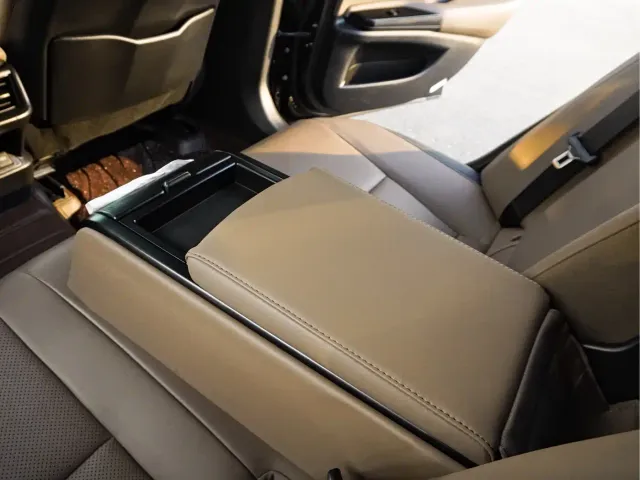 Lexus ES — Фото автомобиля 18