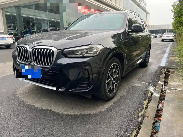 Фотография автомобиля — BMW X3