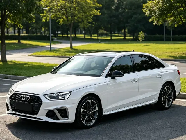 Фотография автомобиля — Audi A4L