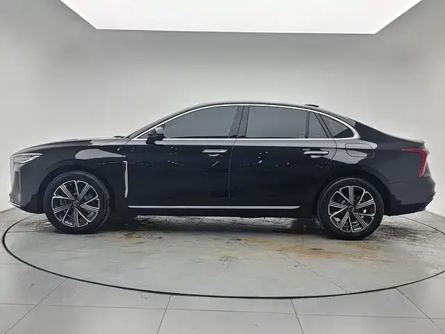 Hongqi H5 PHEV — Фото автомобиля 7