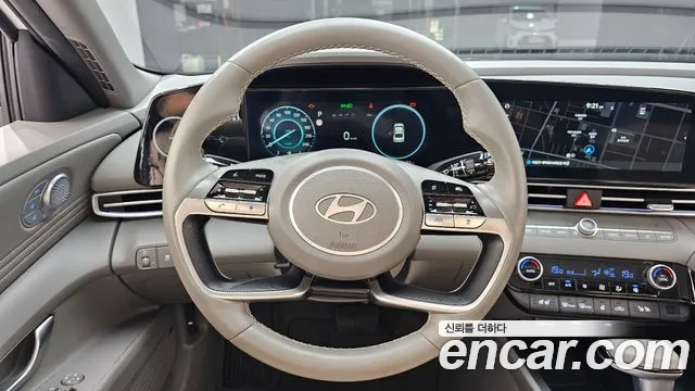 Hyundai Avante — Фото автомобиля 13