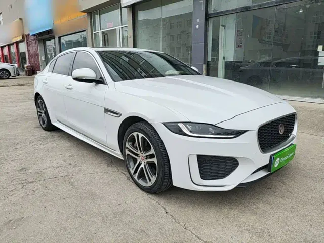 Jaguar XEL — Фото автомобиля 3