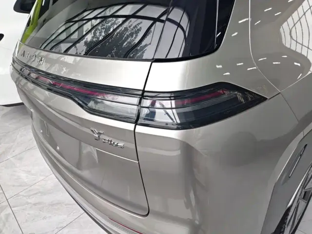 GAC Aion Y — Фото автомобиля 7