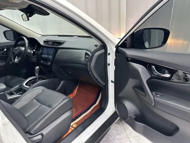 Nissan X-Trail — Фото автомобиля 20