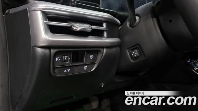 Hyundai Grandeur Grandeur (GN7) 3.5 LPG 2WD (Такси) — Фото автомобиля 17