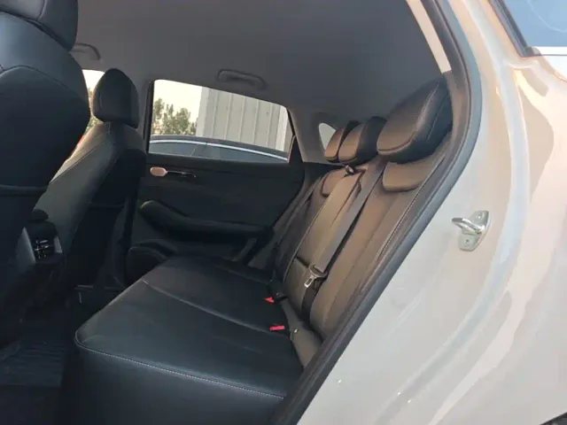 Baojun Yunhai — Фото автомобиля 16