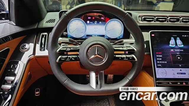Mercedes-Benz S-Class — Фото автомобиля 12