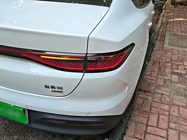 BYD Seal 05 DM-i — Фото автомобиля 23