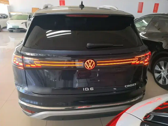 Volkswagen ID.6 Crozz — Фото автомобиля 5