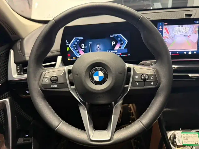 BMW X1 — Фото автомобиля 12