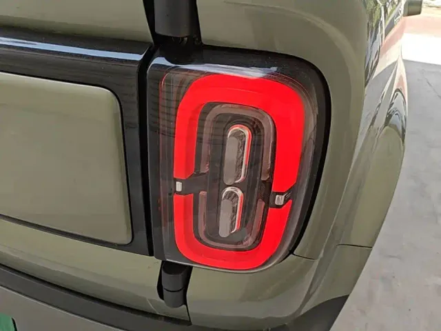 Baojun Yep Plus — Фото автомобиля 7