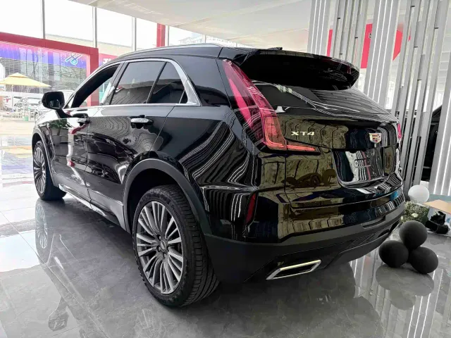Cadillac XT4 — Фото автомобиля 13