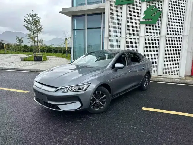 BYD Qin PLUS — Фото автомобиля 4