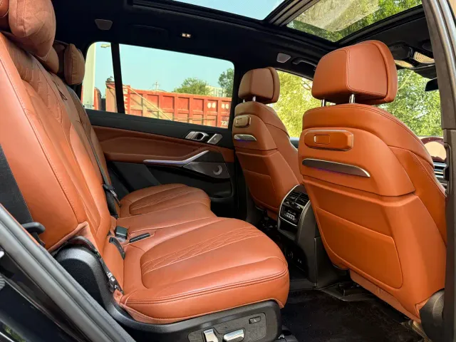 BMW X7 — Фото автомобиля 11