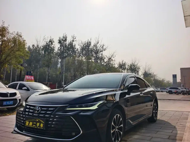Фотография автомобиля — Toyota Avalon
