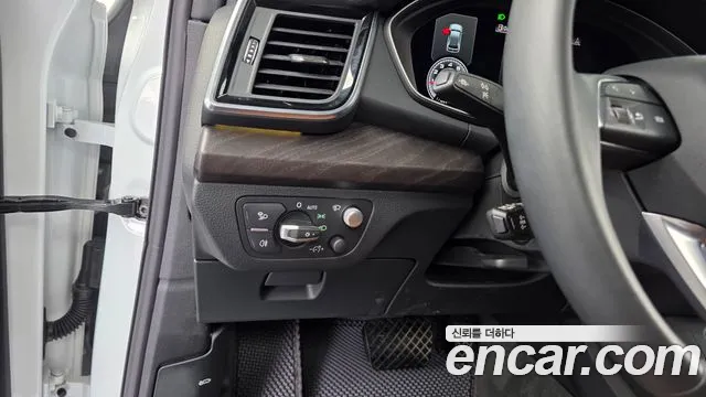 Audi Q5 45 TFSI quattro Sportback Premium — Фото автомобиля 15