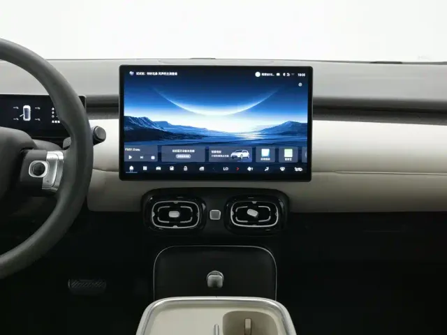 GAC Aion UT — Фото автомобиля 12