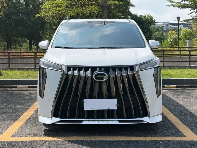 GAC Trumpchi M8 — Фото автомобиля 2