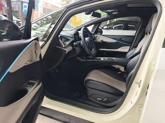 BYD Dolphin — Фото автомобиля 15