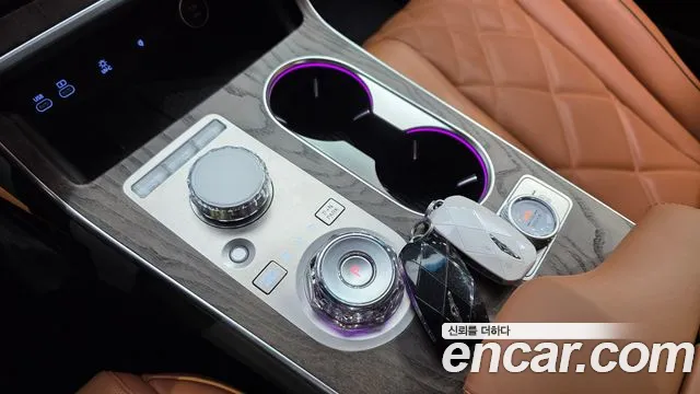 Genesis GV80 — Фото автомобиля 12