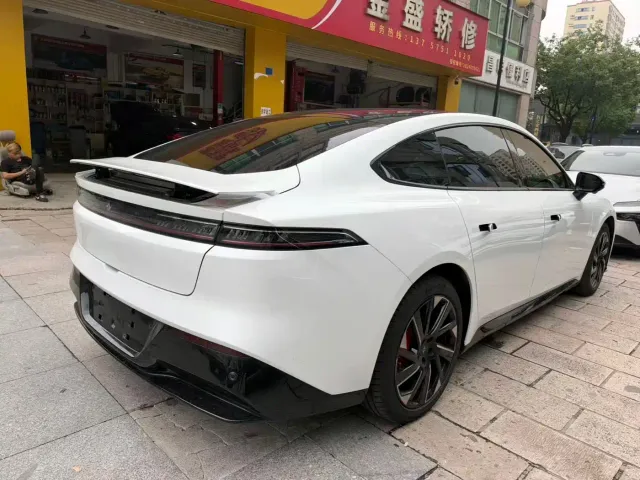 Dongfeng eπ 007 — Фото автомобиля 4