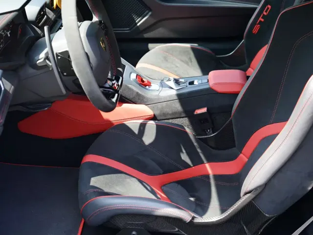 Lamborghini Huracan — Фото автомобиля 15