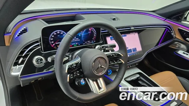 Mercedes-Benz E-Class — Фото автомобиля 13