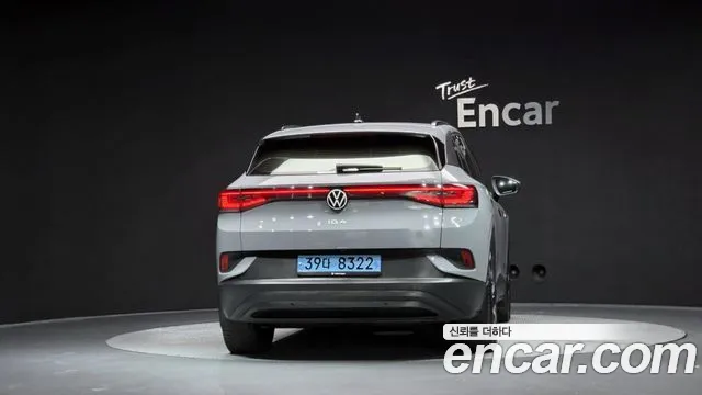 Volkswagen ID.4 — Фото автомобиля 4