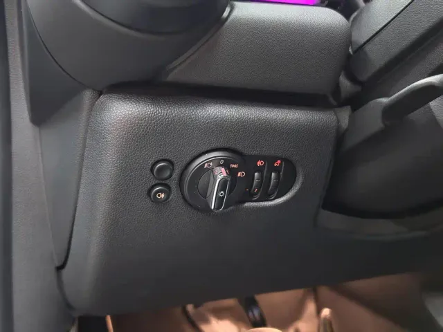 MINI Hatch — Фото автомобиля 15