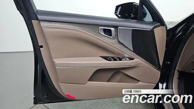 Kia K8 2.5 Бензин 2WD — Фото автомобиля 24