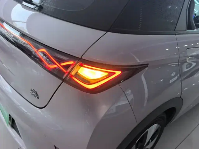 BYD Dolphin — Фото автомобиля 7
