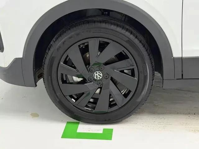 Volkswagen Tharu — Фото автомобиля 8