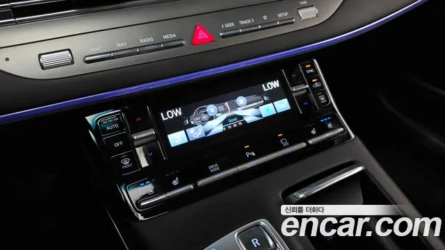 Hyundai Grandeur Новый Grandeur IG — Фото автомобиля 12