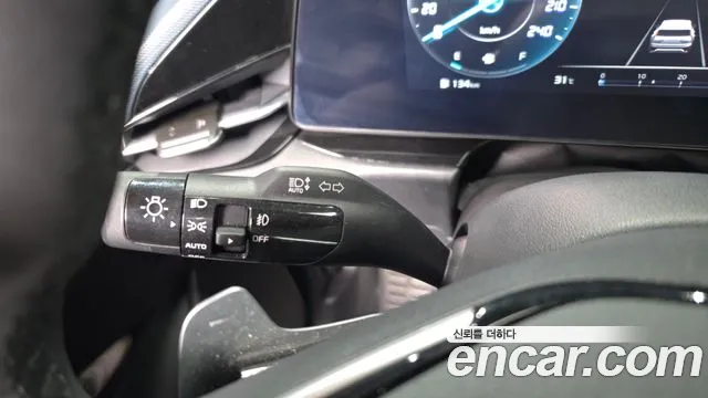 Kia Niro The All New Niro Signature — Фото автомобиля 29