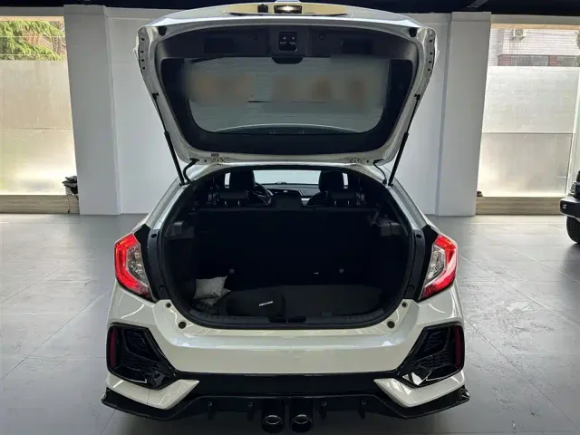 Honda Civic — Фото автомобиля 16