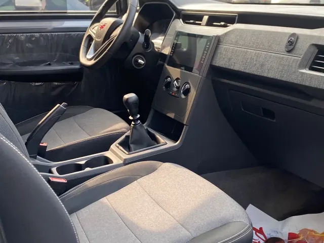 Wuling Zhengcheng — Фото автомобиля 4