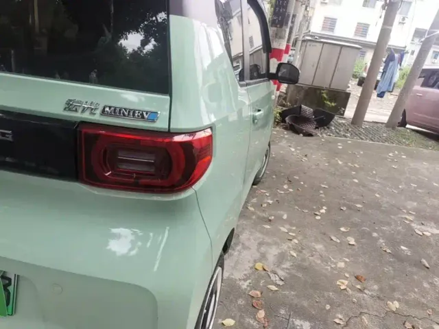 Wuling Hongguang Mini EV — Фото автомобиля 7
