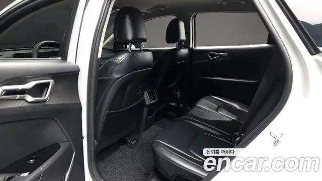 Kia Sportage Sportage 5-е поколение Дизель 2.0 2WD — Фото автомобиля 12