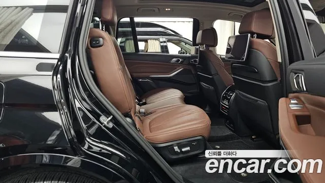 BMW X7 G07 — Фото автомобиля 12