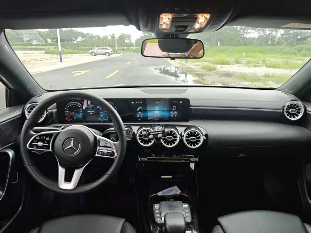 Mercedes-Benz A-Class — Фото автомобиля 9