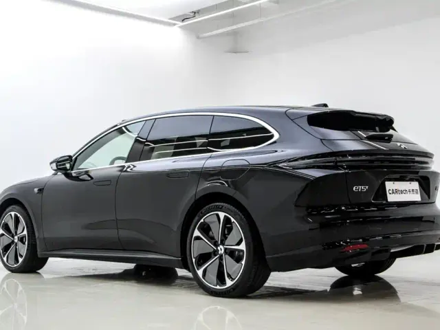 Nio ET5 Touring — Фото автомобиля 8
