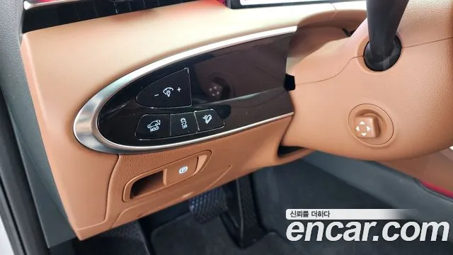 Genesis GV70 — Фото автомобиля 26