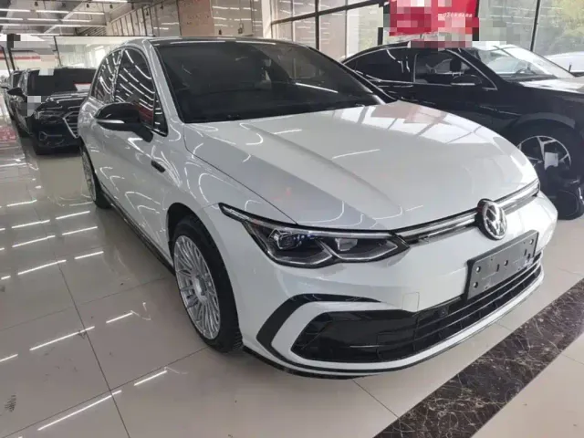 Volkswagen Golf 2021 280TSI DSG R-Line — Фото автомобиля 3