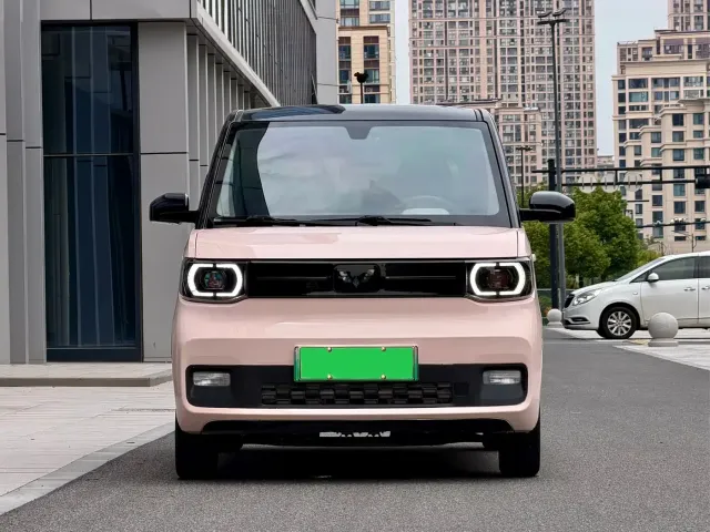 Wuling Hongguang Mini EV — Фото автомобиля 2