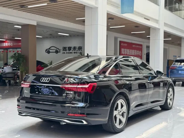 Audi A6L — Фото автомобиля 5