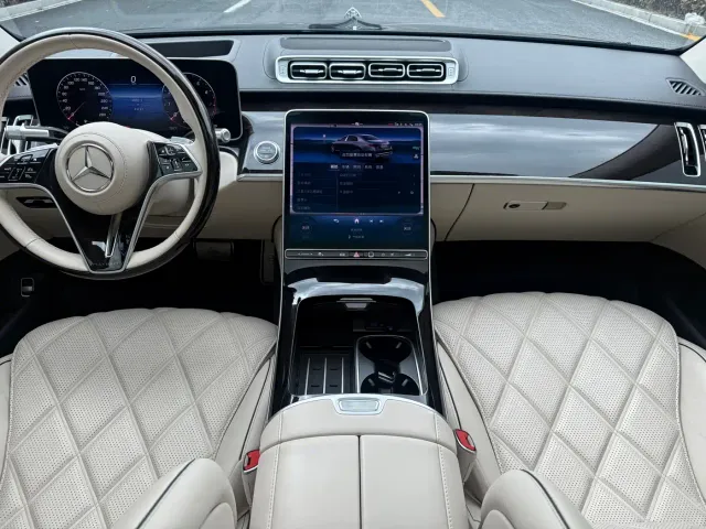 Mercedes-Benz Maybach S-Class — Фото автомобиля 11