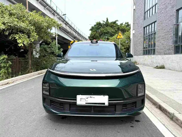 Li Auto L9 — Фото автомобиля 2