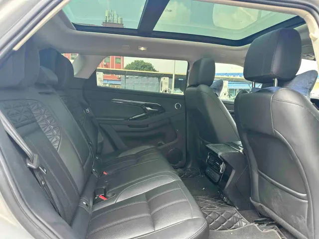 Land Rover Range Rover Evoque — Фото автомобиля 12