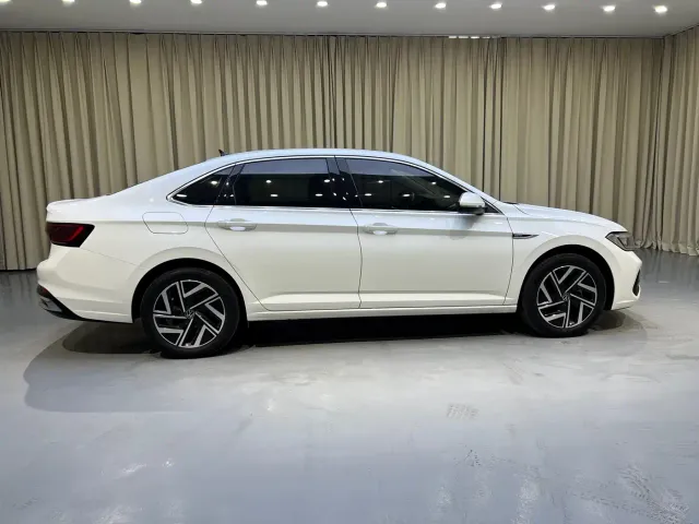 Volkswagen Sagitar — Фото автомобиля 21